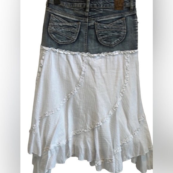 Candie’s Country Western Denim/Fabric Flare Skirt, size 3 (Juniors) - Picture 2 of 11